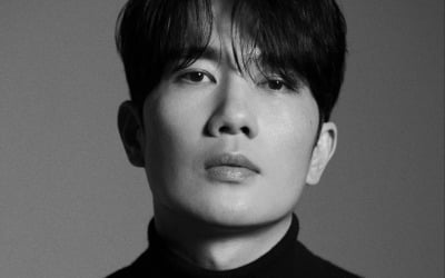 Uhm Tae-gu signed an exclusive contract with Byun Yo-han's label TEAMHOPE.
