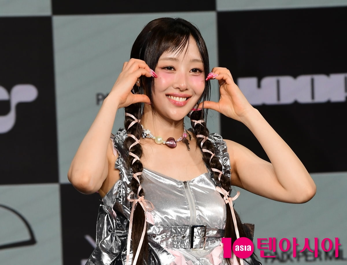 [TEN포토]이브 '해맑은 미소'