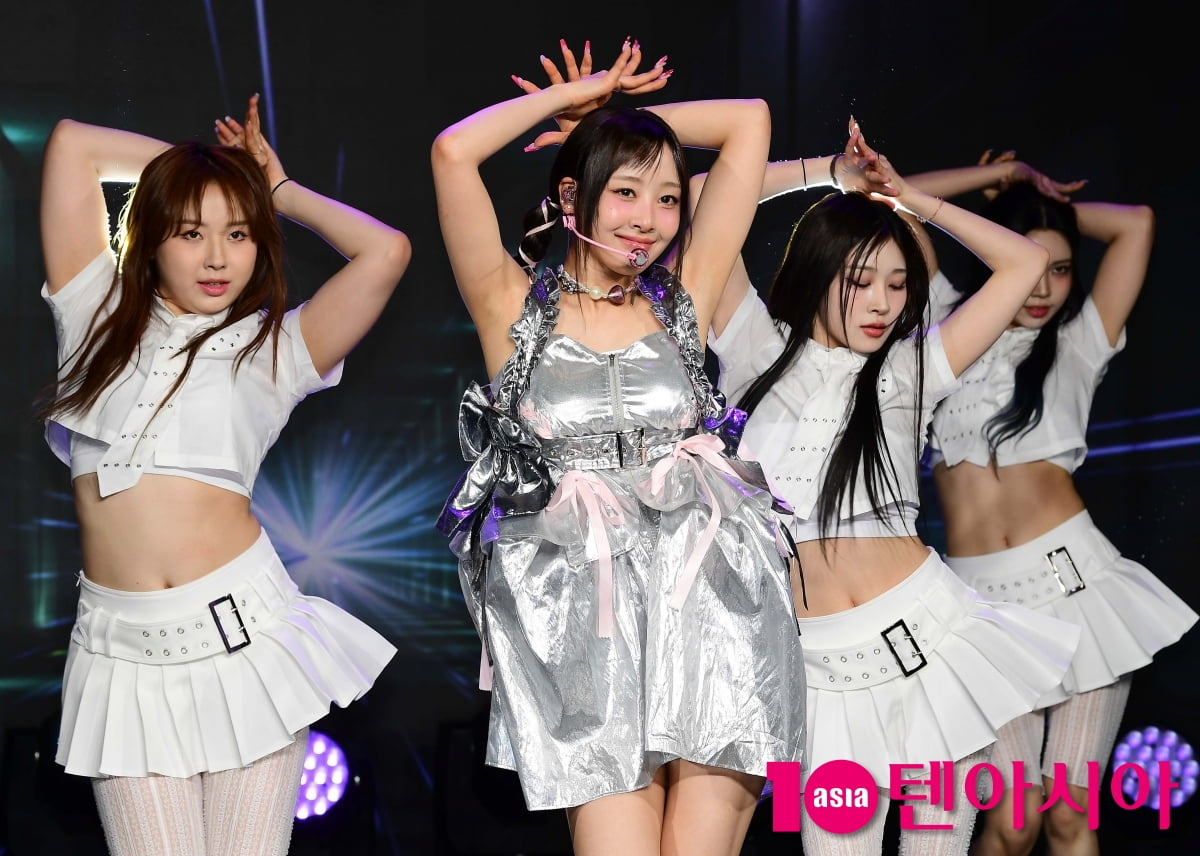 [TEN포토]이브 '신난 요정'