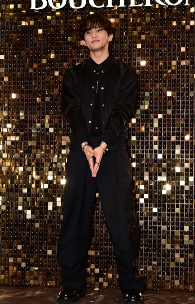 [TEN포토]NCT 마크 '우아한 블랙'