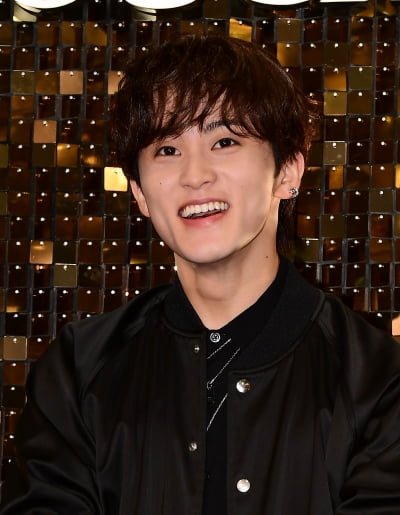 [TEN포토]NCT 마크 '만화주인공 같은 찐미소'