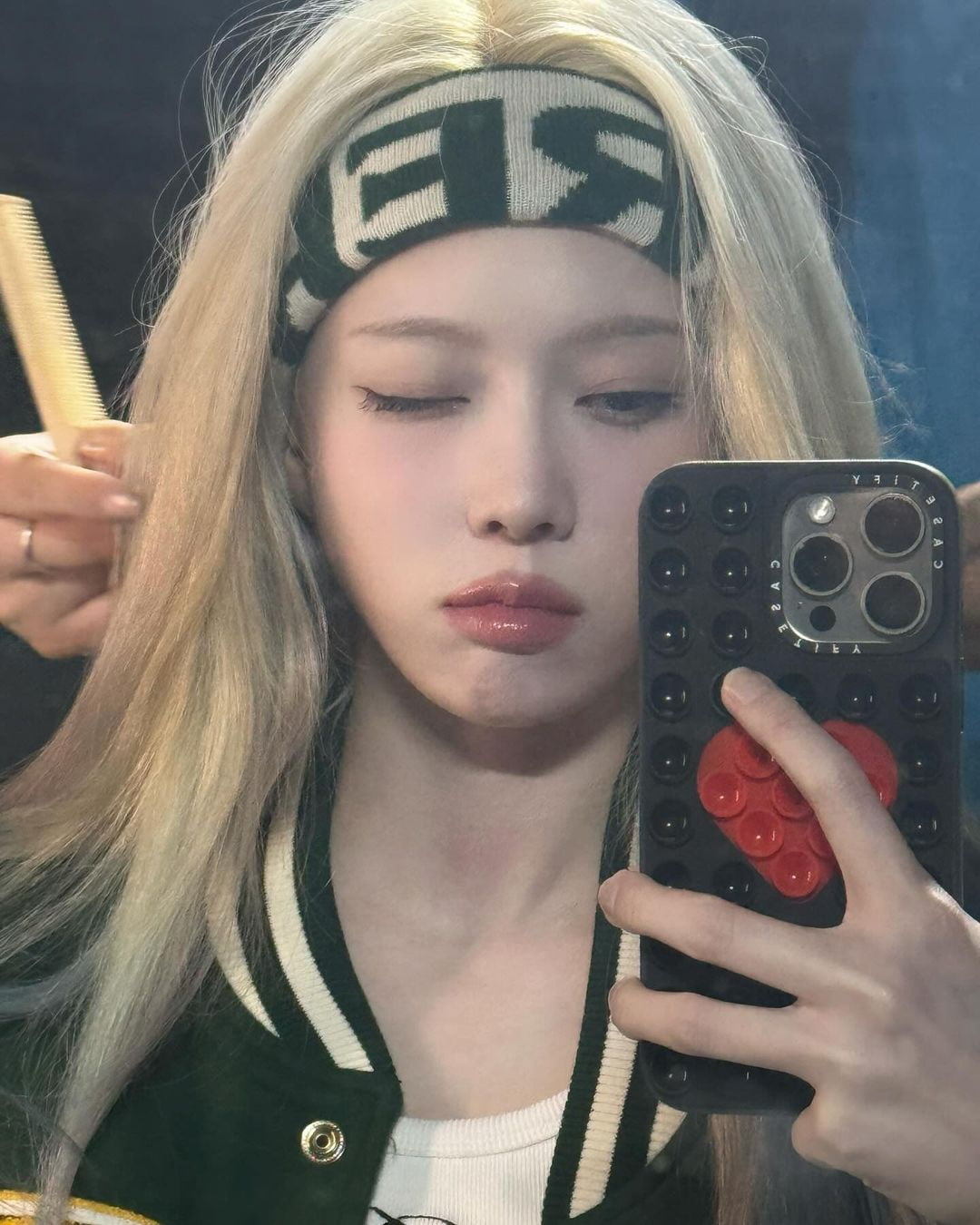 SM은 복도 많지…카리나X윈터, 최강 '얼굴합' 자랑[TEN★]