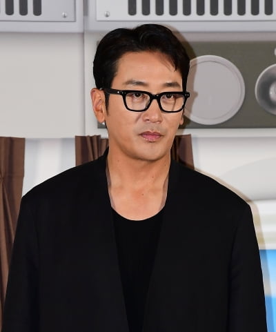 ハ・ジョンウ、イ・ソンギュン、夏の劇場家のキーワード「脱出」