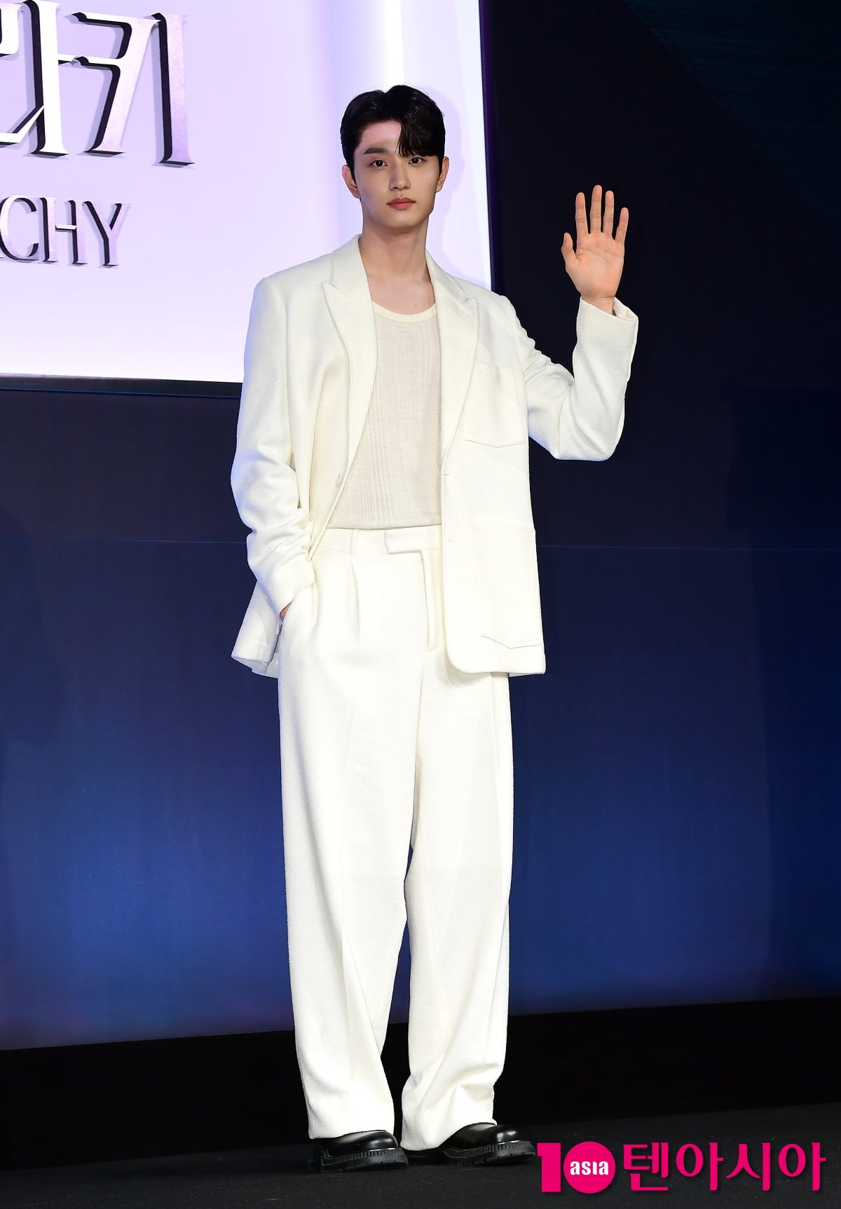 [TEN포토]김재원 '우아한 화이트'
