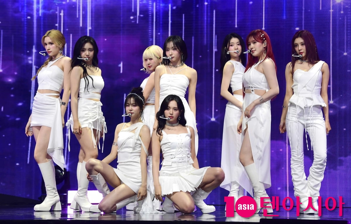 [TEN포토]케플러 '처음이자 마지막 무대'