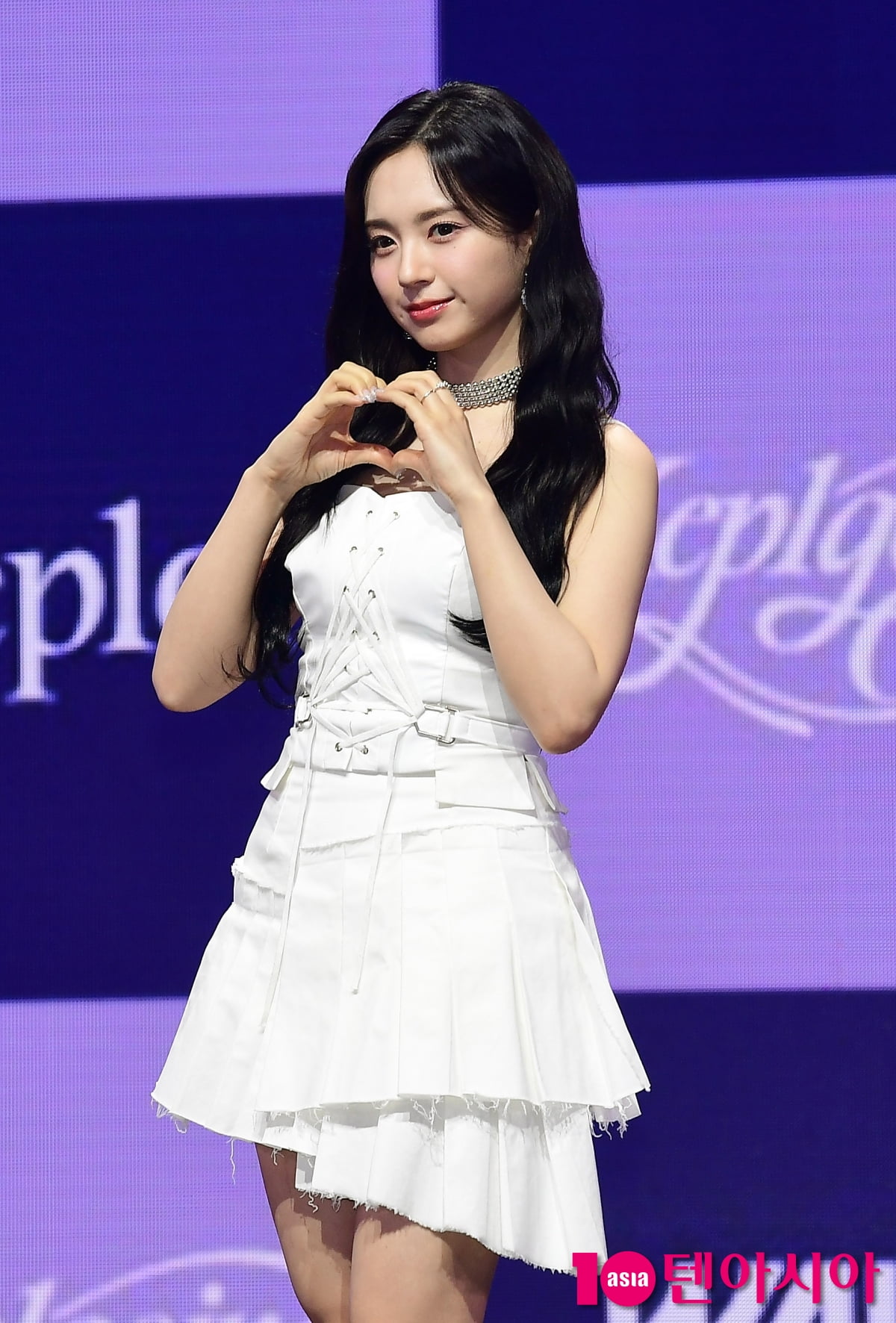 [TEN포토]케플러 마시로 '보조개 하트'
