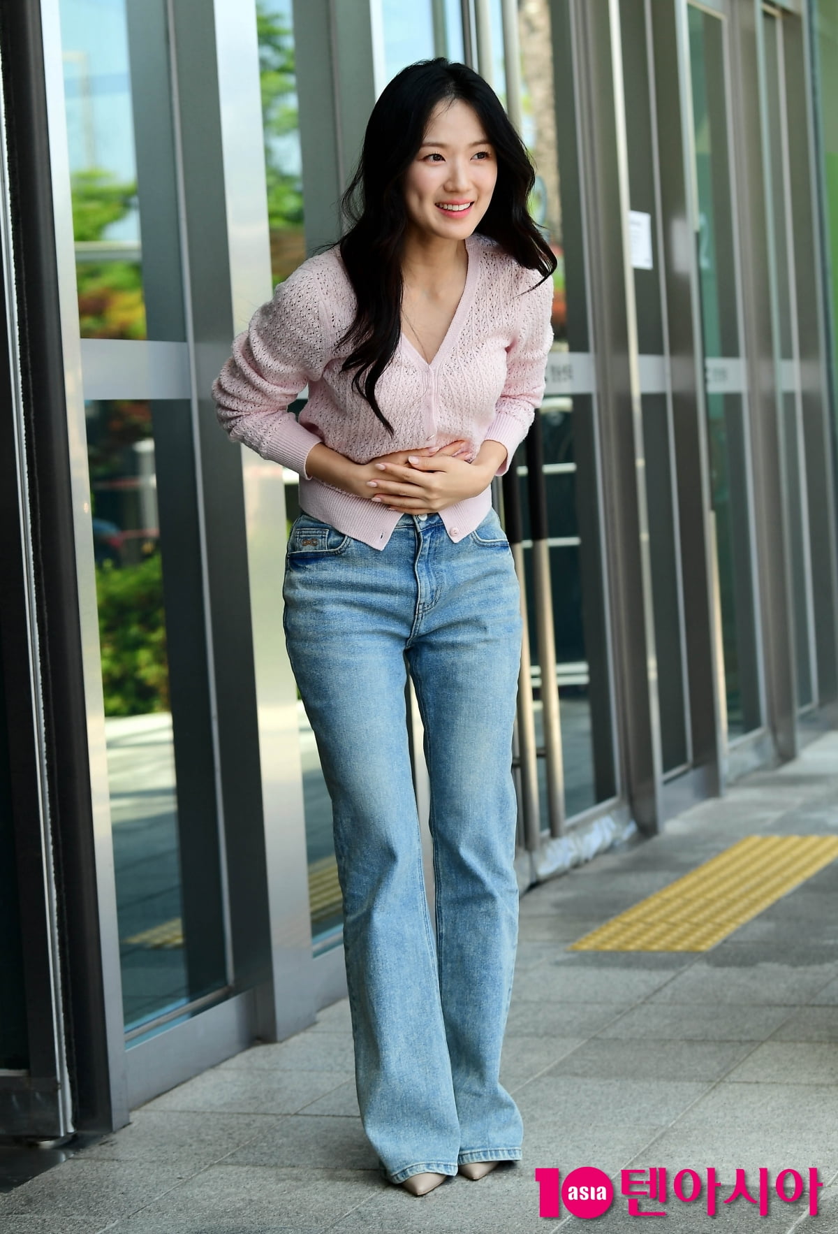 [TEN포토]김혜윤 '핑크빛 인사'