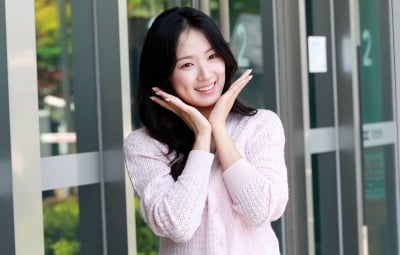 [TV10] 김혜윤 '언제나 미모 맑음'