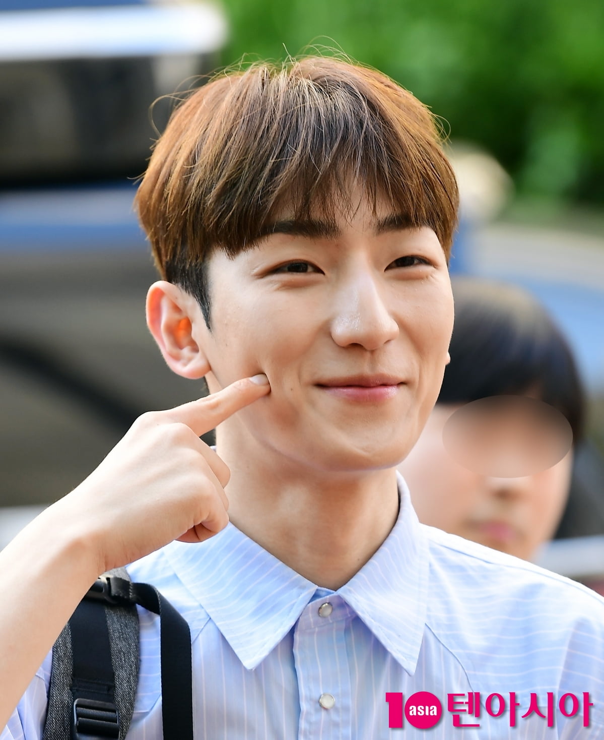 [TEN포토]정동환 '볼콕 심쿵해'