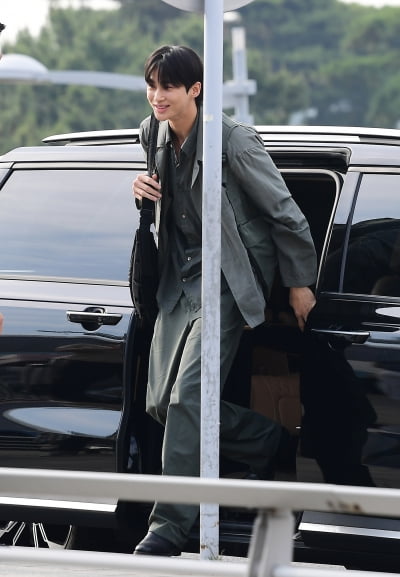 [TEN포토]변우석 '귀공자의 하차'