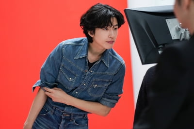 홍경, 스포티함의 끝판왕