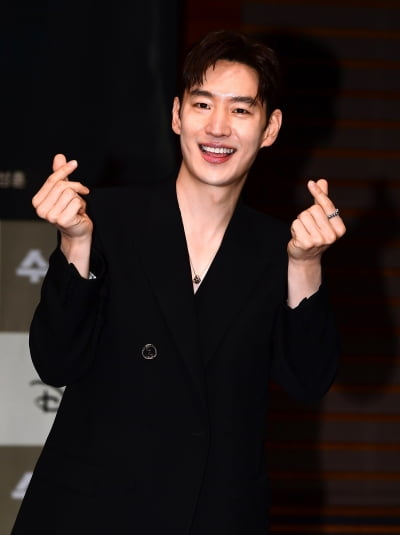 이제훈, 구교환 향한 ♥구애 성공 "진작 만났다면 더 행복했을 것"('탈주')