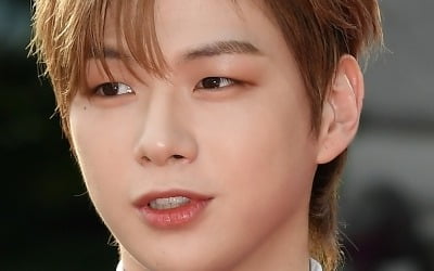 강다니엘, 직접 설립한 소속사 폐업 심경 입 열었다…"아쉽고 애석한 마음"[전문]
