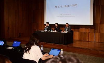 [TEN포토]엑소 첸백시 소속사, SM 유통수수료 약속 안지켜