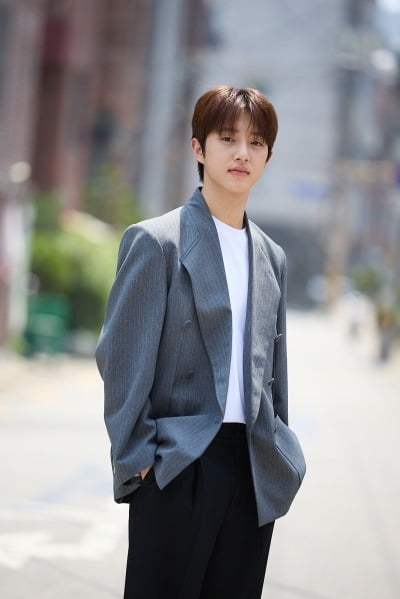 Golden Child, Bong Jae-hyeon, who is about to renew his contract, "strong will to work as a team"