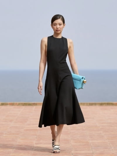 「破格露出」ジェニー「美しい経験本当にありがとう」モデルデビュー感想
