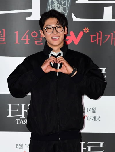 [TEN포토]김진영(덱스) '스윗한 미소'