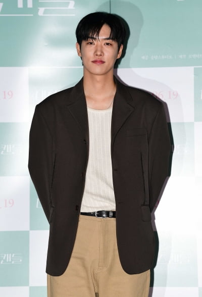 [TEN포토]타쿠야 '오늘은 영화배우'