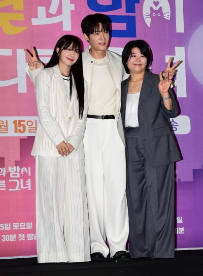 [TEN포토]이정은-정은지-최진혁 '미스터리 로맨틱 코미디 기대하세요'