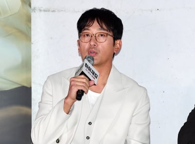 [TEN포토]하정우 '실화에 맞춰서 사실 그대로 연기했다'