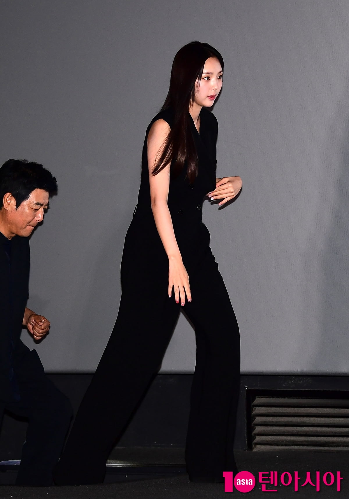 [TEN포토]채수빈 '우아한 블랙스완'