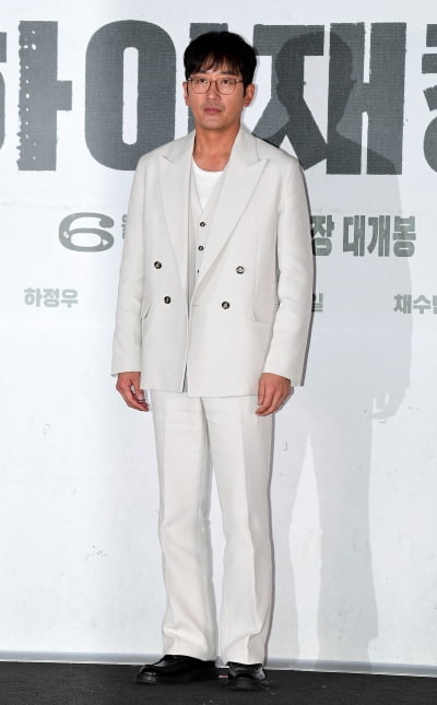 [TEN포토]하정우 '시크하게'