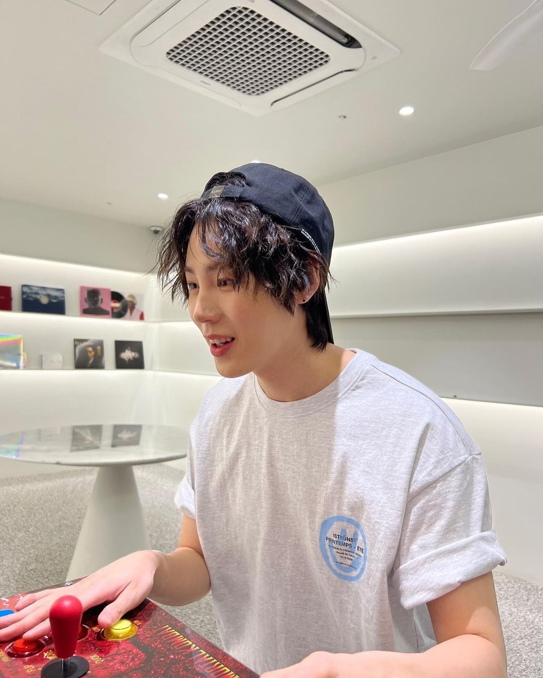 사진=하성운 SNS