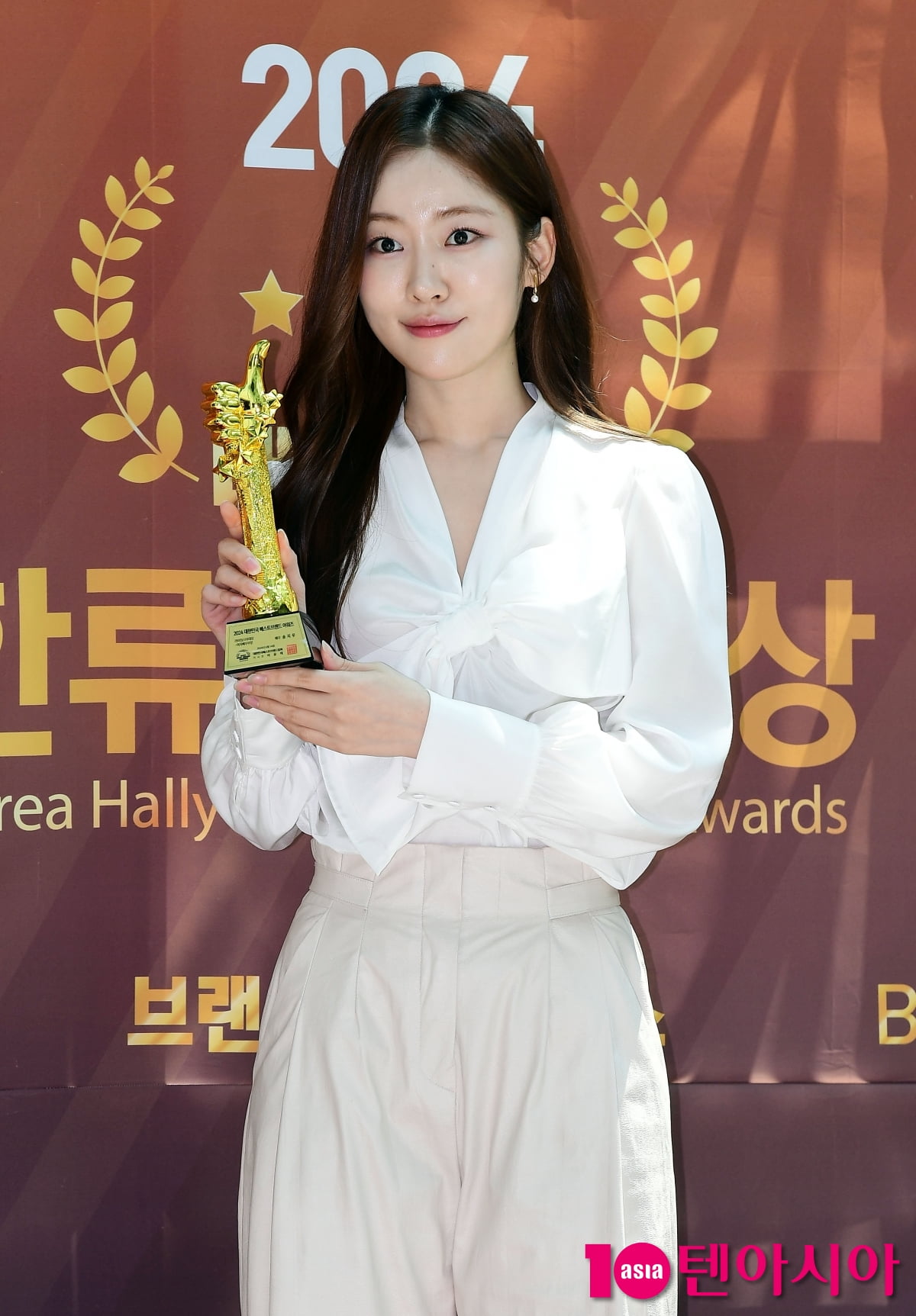 [TEN포토]송지우 '반짝이는 매력'