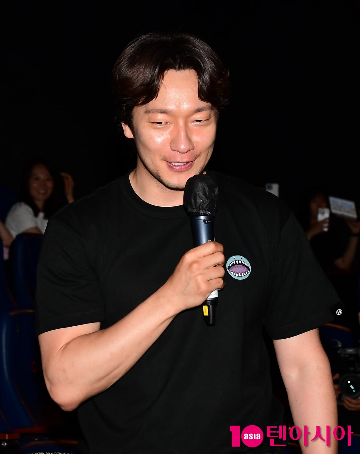 [TEN포토]손석구 '불금에 와주셔서 감사합니다'