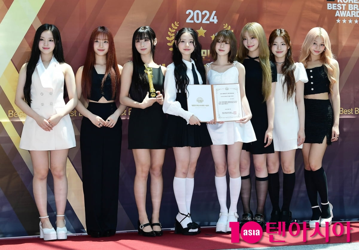 [TEN포토]유니스 '아시아스타 아이돌부분 수상'