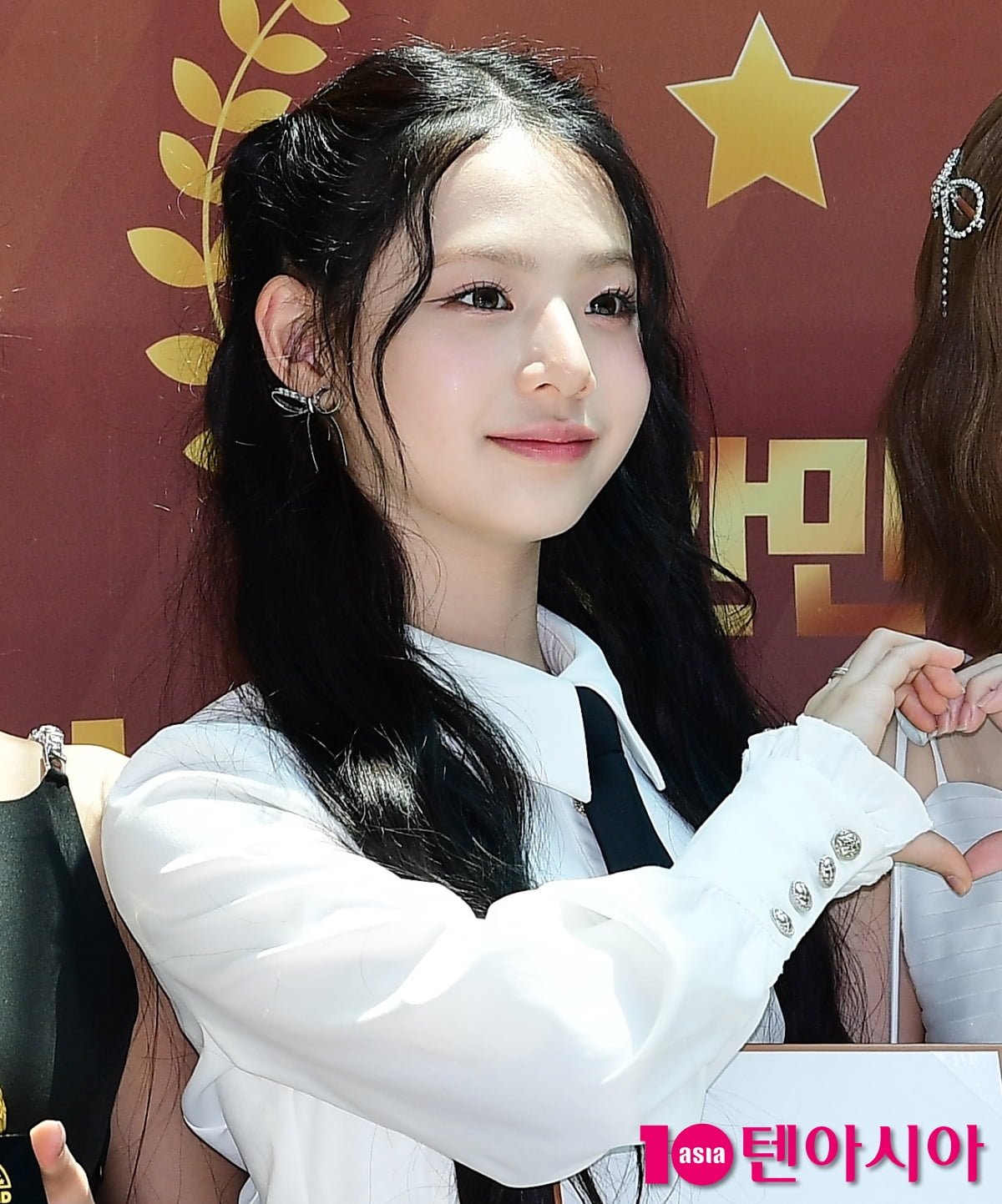 [TEN포토]유니스 임서원 '햇빛도 질투하는 미모'