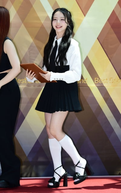 [TEN포토]유니스 임서원 '깜찍하게'