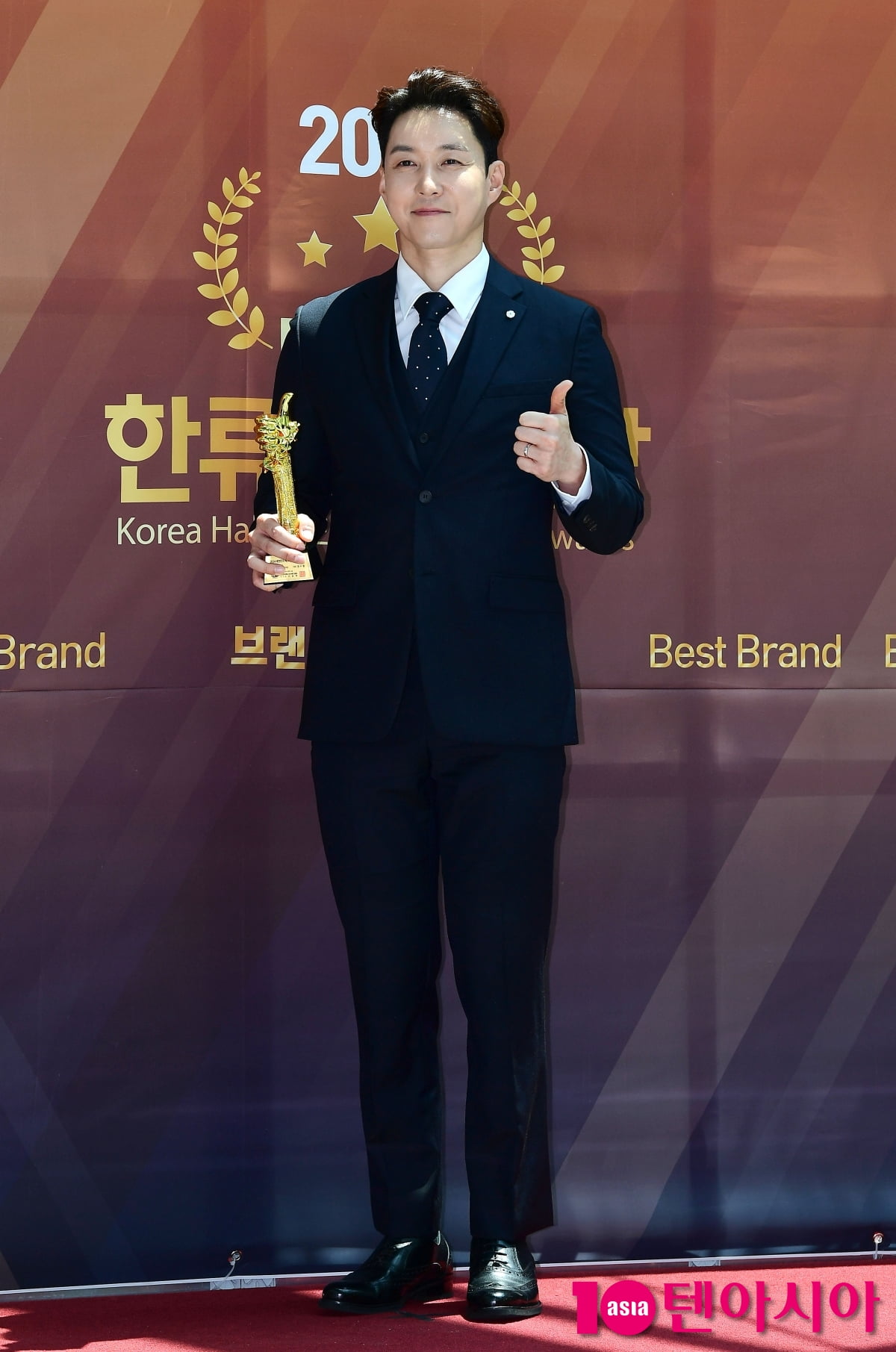 [TEN포토]심형탁 '멋짐 엄지척'