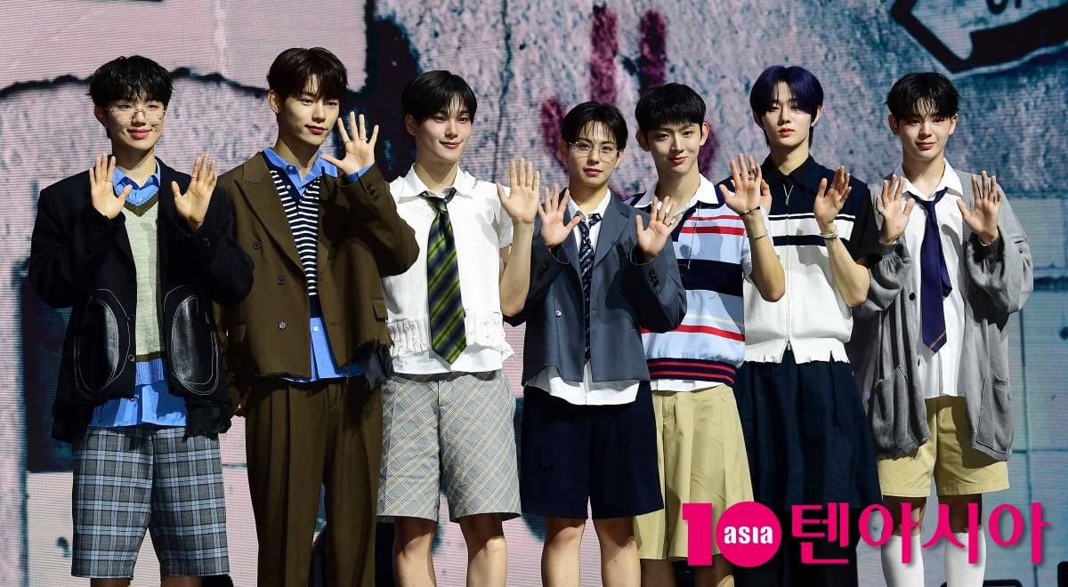 [TEM포토]이븐 '청량돌로 이미지 변신'
