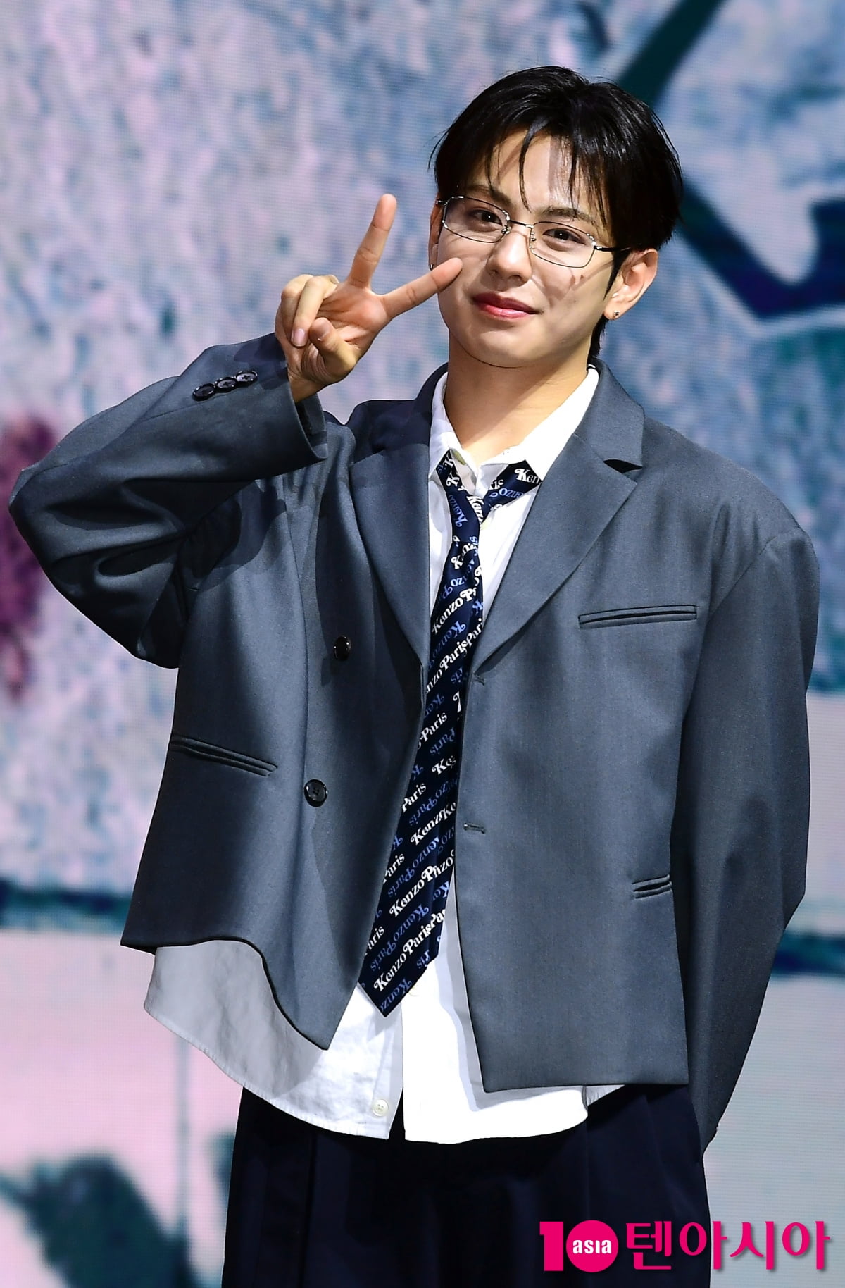 [TEM포토]이븐 케이타 '귀엽게 브이'
