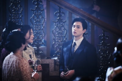 Song Kang made a special appearance in ‘Escape’