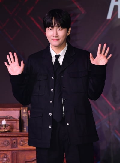 [TEN포토]이용진 '미스터리 수사단 형님'
