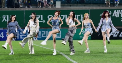 [TEN포토]아일리원 '화려한 퍼포먼스'