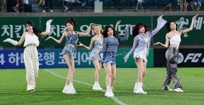 [TEN포토]아일리원 '빠져드는 댄스'