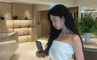 나나, 전신 타투 말끔히 지우고 청순미 과시