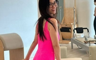 하원미, 49kg라서 가능한 초밀착 핫핑크 바디수트…꿈에 나타날 존재감