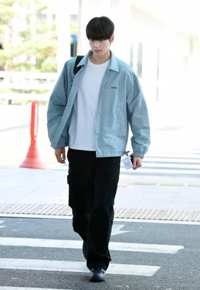 [TEN포토]차은우 '일상이 화보네'