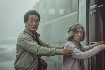 관록의 문성근→최연소 쌍천만 김수안, '탈출' 팀플레이 완성