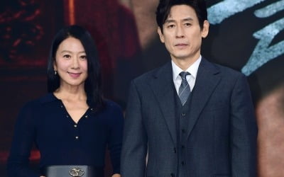 김희애 "남편 형님이었던 설경구, 원수로 만나…회포 풀었다" ('돌풍')