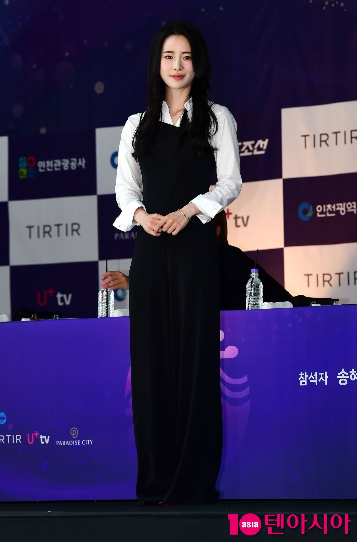 임지연, 깔끔한 블랙&화이트[TEN포토]