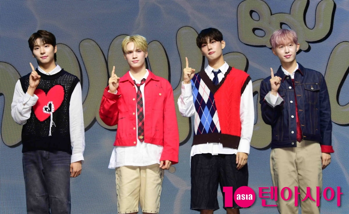비디유, 타이틀곡 '마이 원'으로 데뷔했어요[TEN포토]