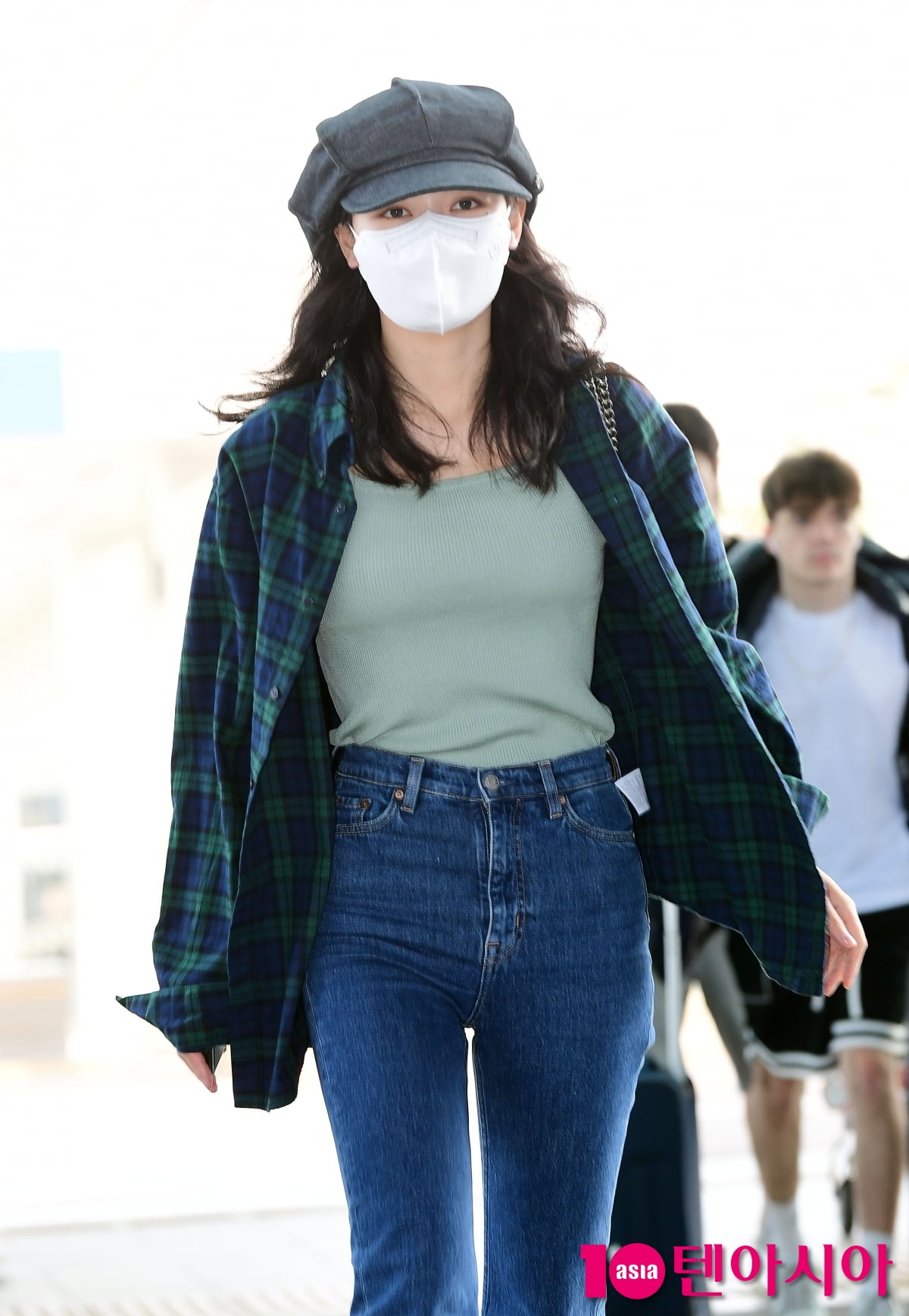 김유정, 햇살 같은 매력...러블리 공항패션[TEN포토+]