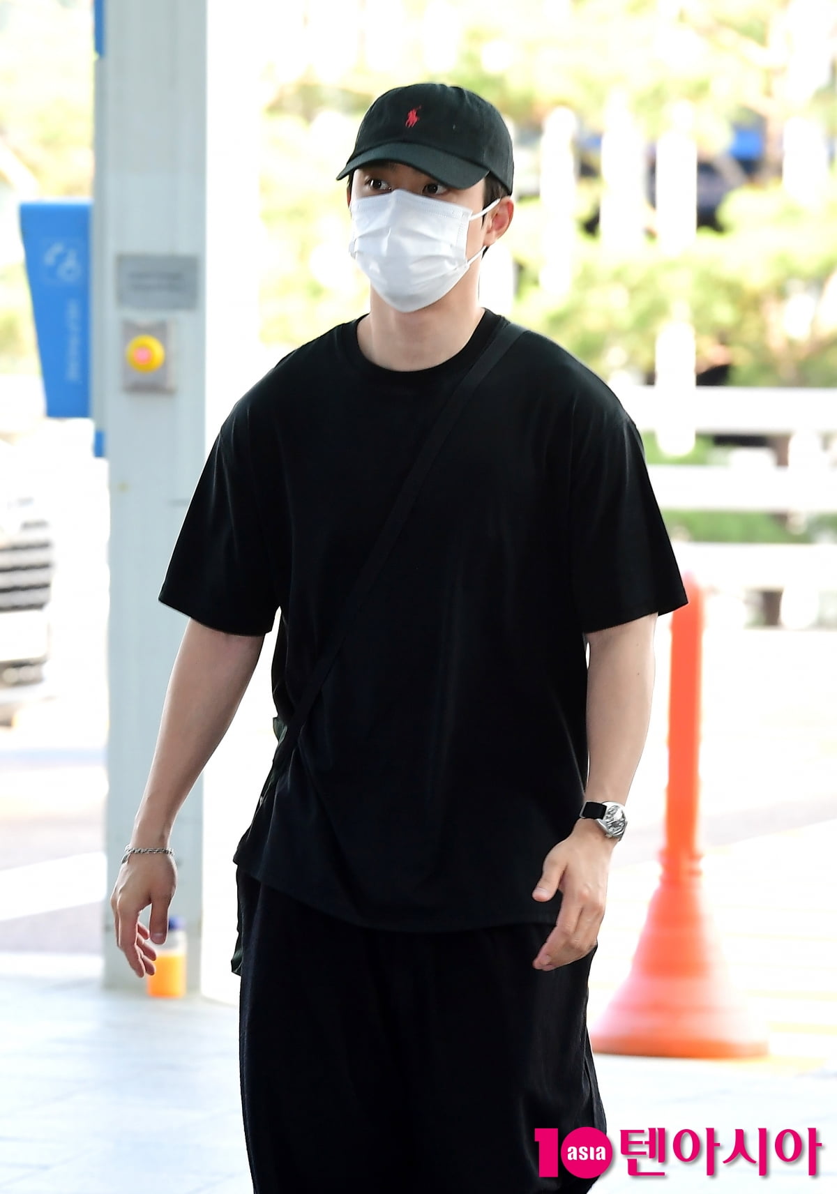 도경수, 편안함과 스타일 모두 챙긴 공항패션 [TEN포토]