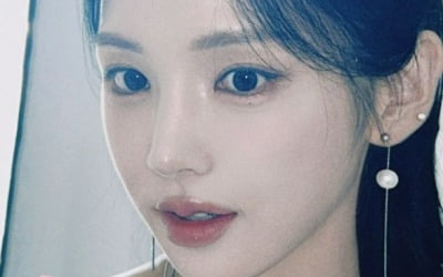 '강석우 딸' 강다은, 아이돌 센터 비주얼 과시…볼살이 다 빠졌네