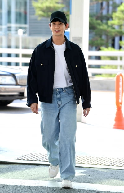 김수현, 청바지+흰티만 입어도 빛나[TEN포토]